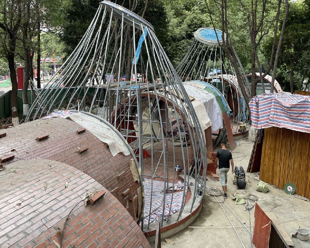 成都东郊记忆鸟笼雕塑