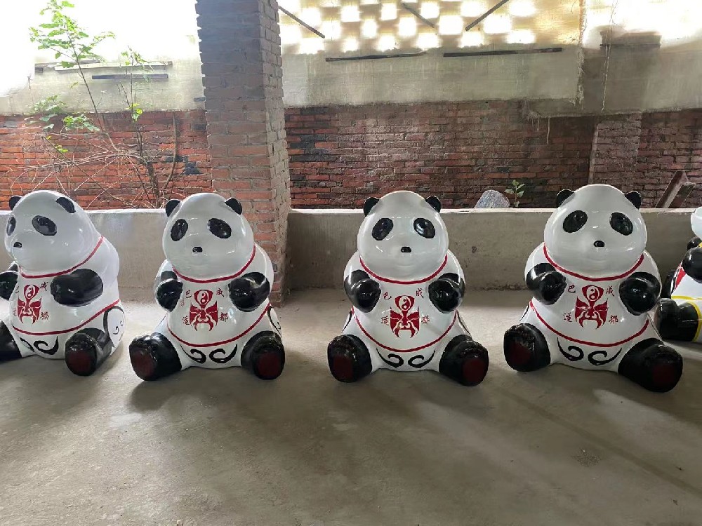 玻璃钢雕塑的价格怎么算？